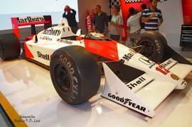 Salão Automovel 2014 carros competição McLaren MP4.8 1993 (02)
